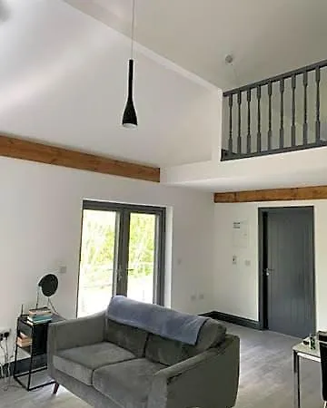 Lodge Alder *